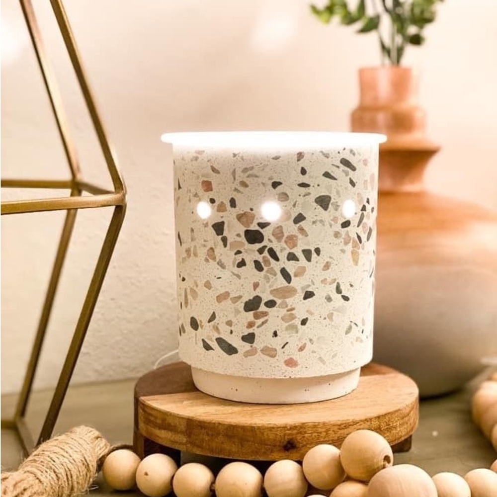 Scentsy terrazzo warmer